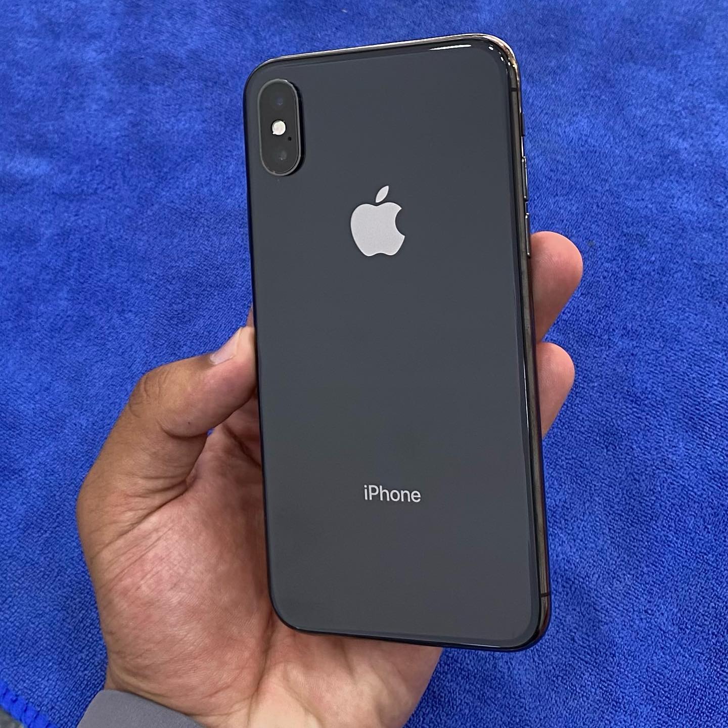 iPhone X 64GB NON-PTA - iphonesinpakistan